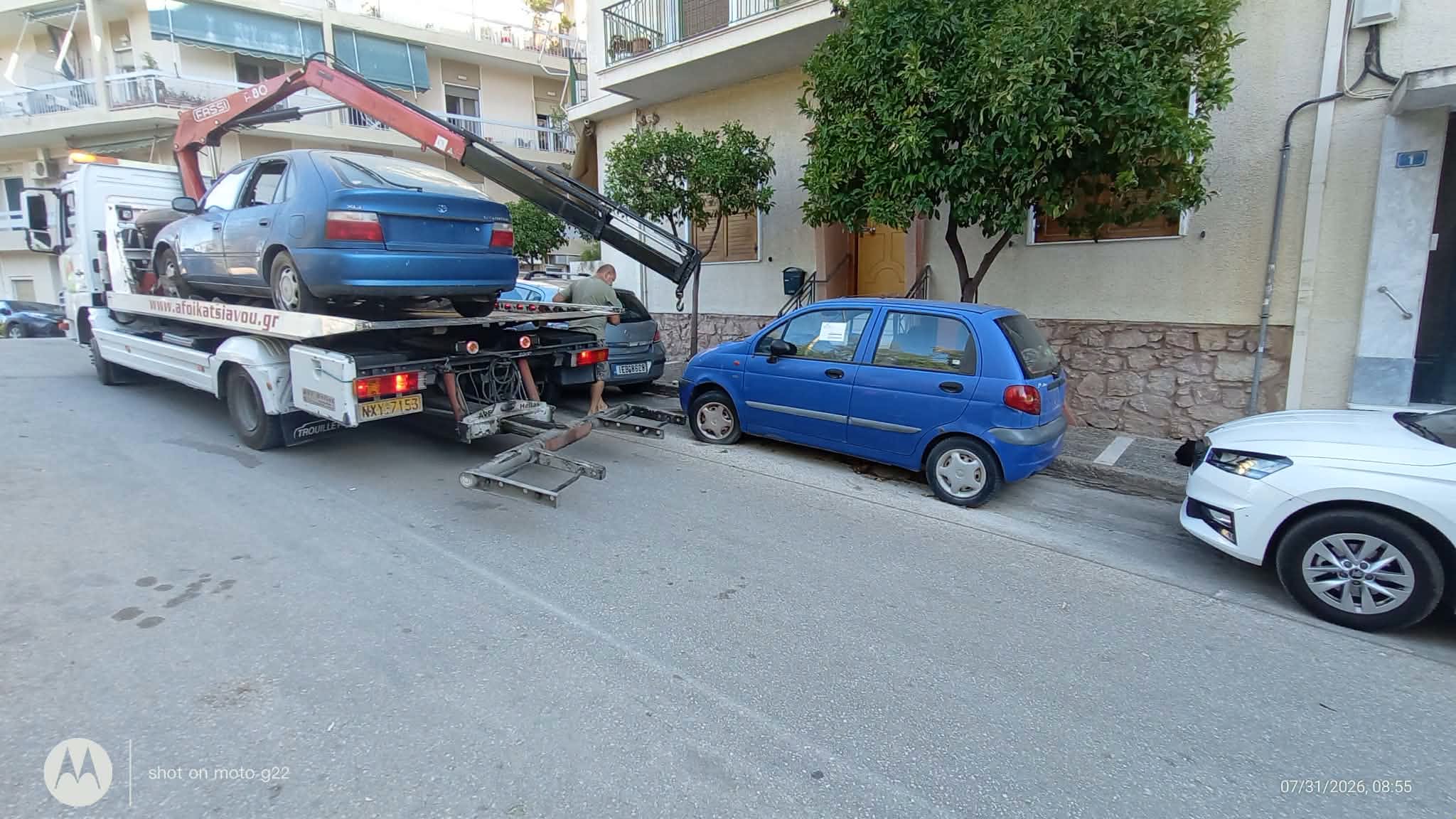 Συνεχίζονται οι απομακρύνσεις εγκαταλελειμμένων οχημάτων στον Δήμο μας